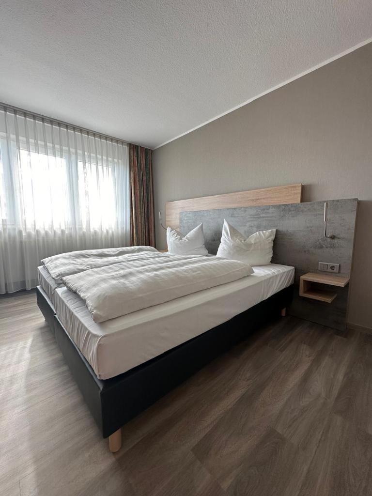 Rheinhessen Inn Gmbh Wörrstadt エクステリア 写真