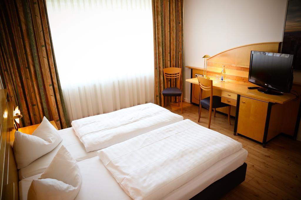 Rheinhessen Inn Gmbh Wörrstadt エクステリア 写真